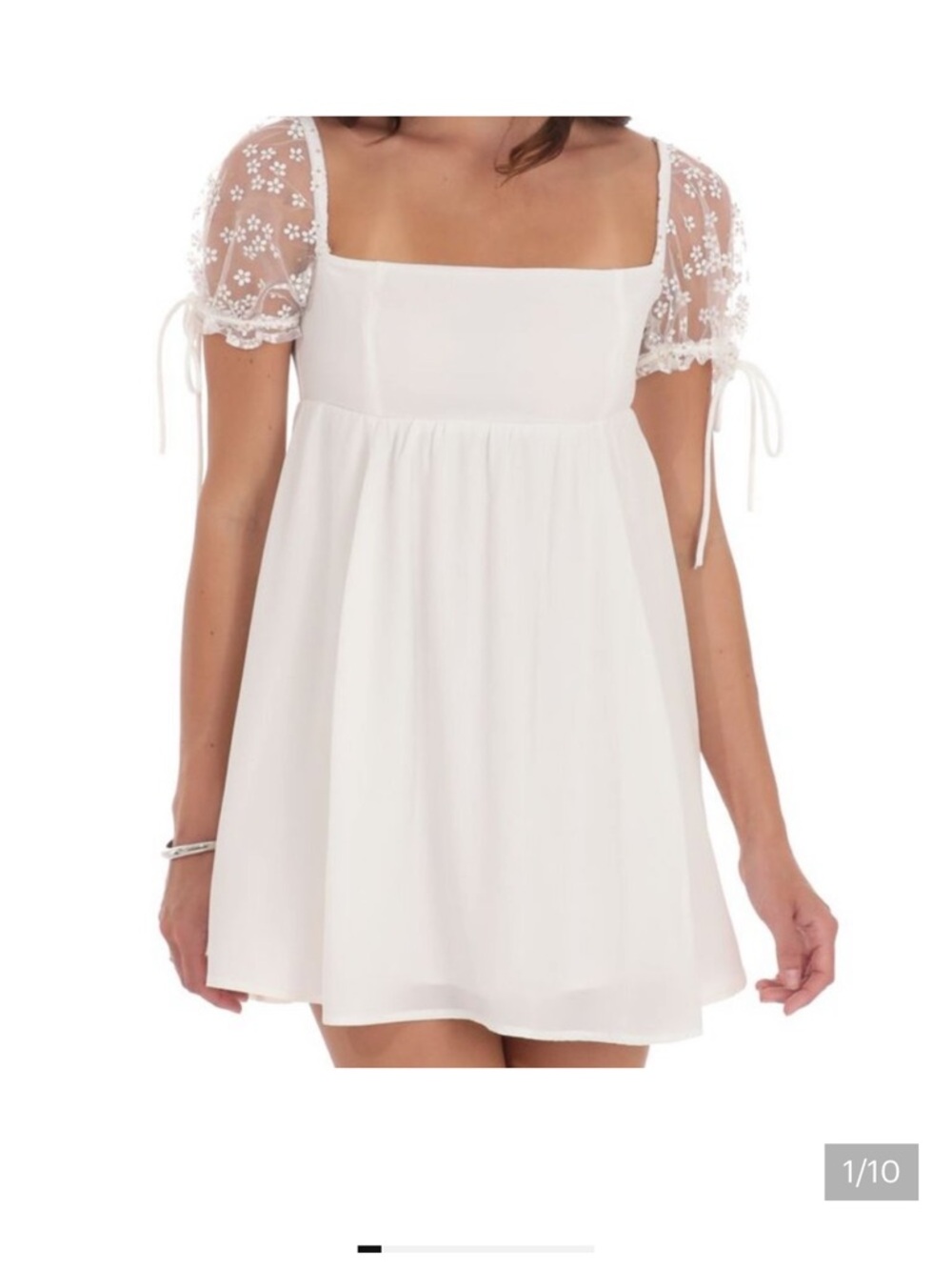 Lucy in the Sky White Daisy Puff-Sleeve Dress